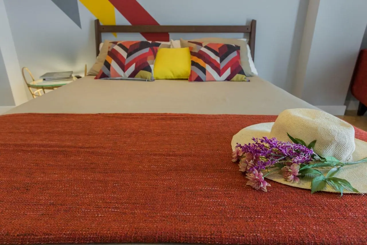 Lisbon Airport Hostel 0*,  Portugal
